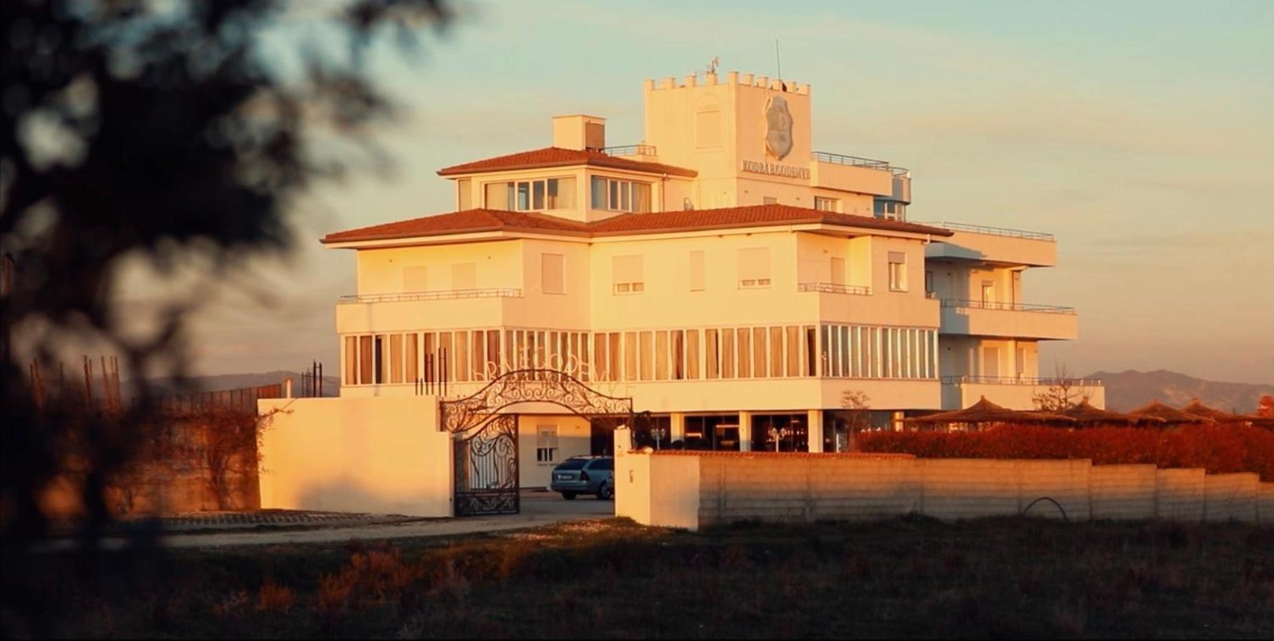 Kodra E Godenve Resort *