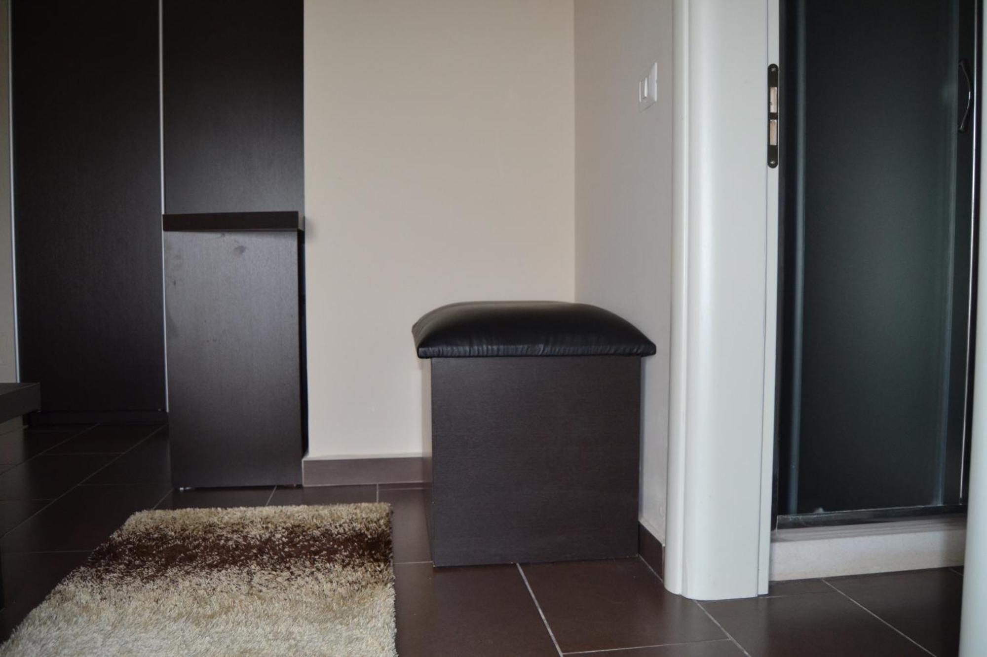 Kodra E Godenve Resort *